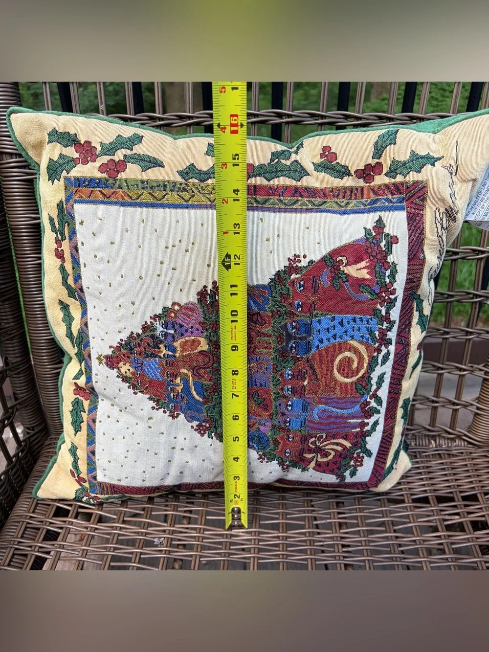 Laurel Burch Tapestry Throw Pillow 17.5” Decor Christmas Tree HOLLY CAT 2006